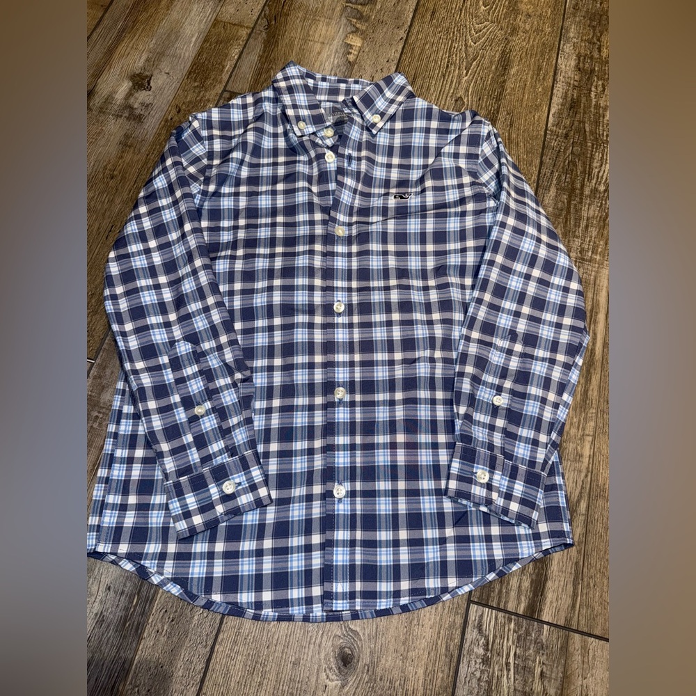 Boys Vineyard Vines Size 6 NWOT